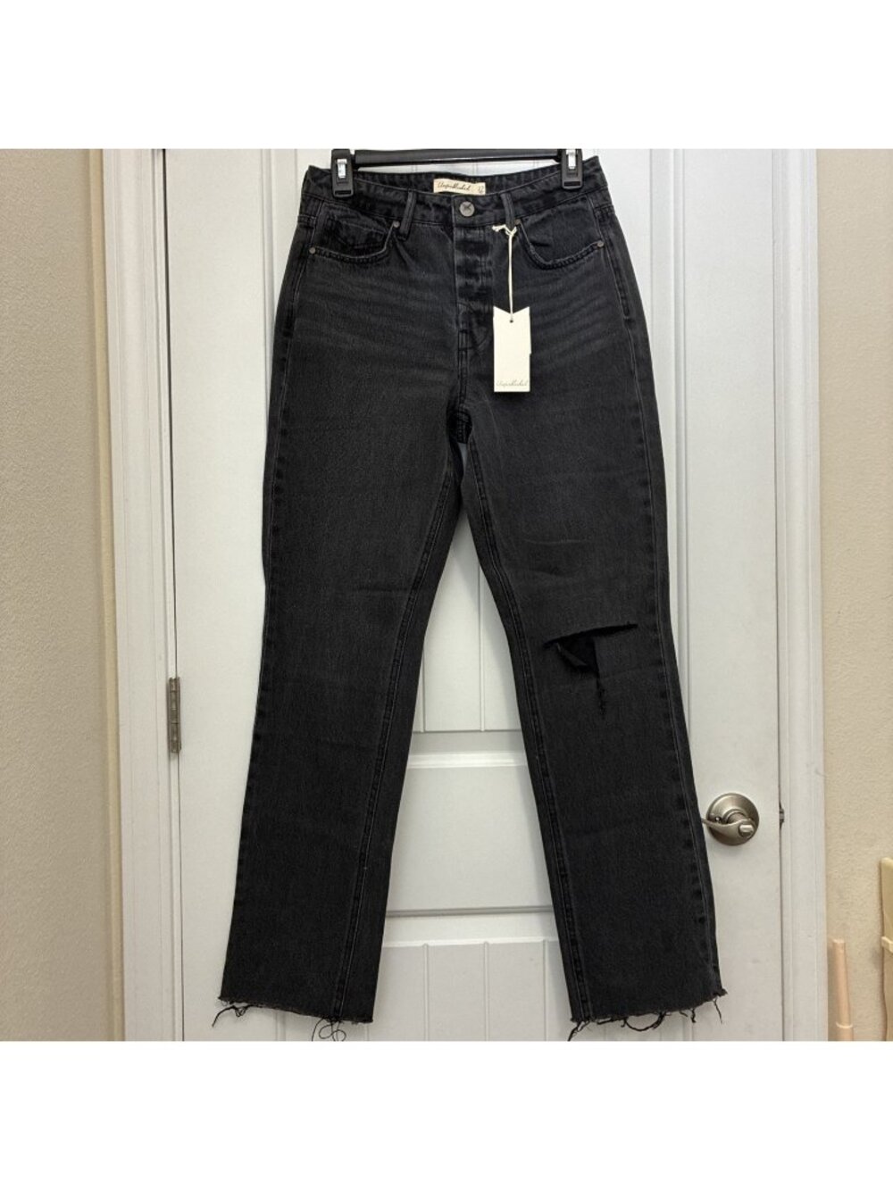 Unpublished Jeans WILLA Vintage Mom Fit  Distressed Jeans 29” x 30.5” Rise 11”